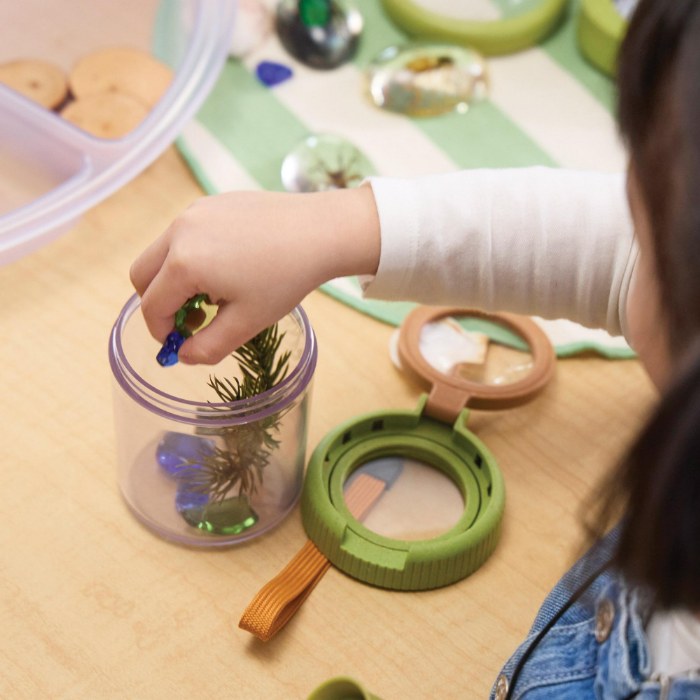 Alternate Image #1 of Specimen Jar