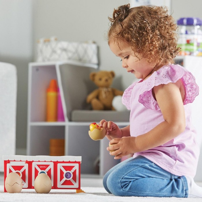 Alternate Image #1 of Peeksville Hide & Cheep Chicken Coop