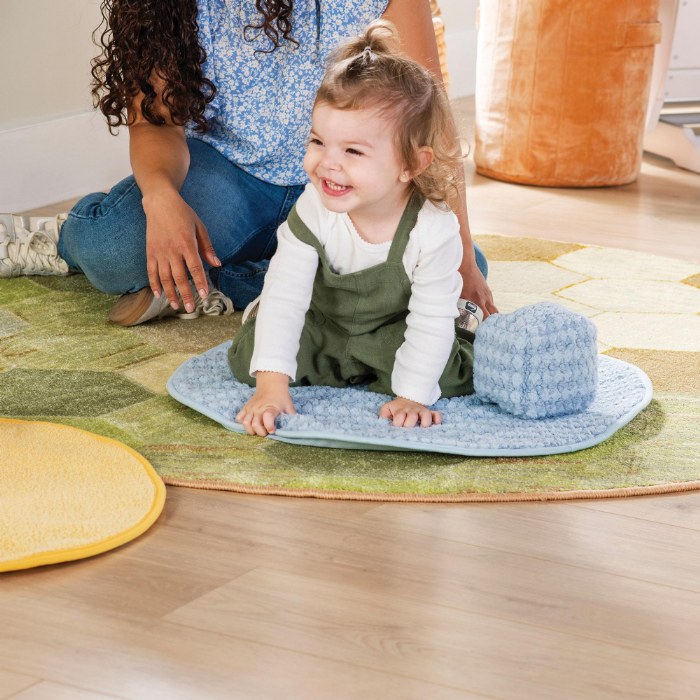 Alternate Image #1 of Sense of Place Round Carpet - Green