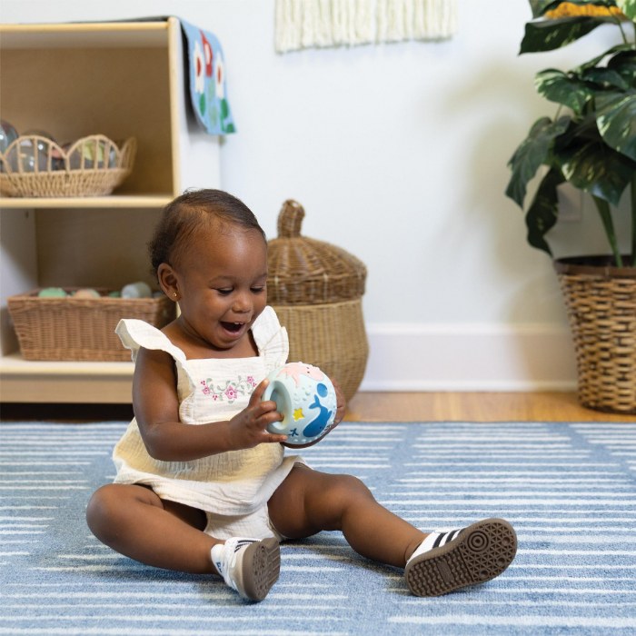 Alternate Image #1 of Ocean Grabbing Ball