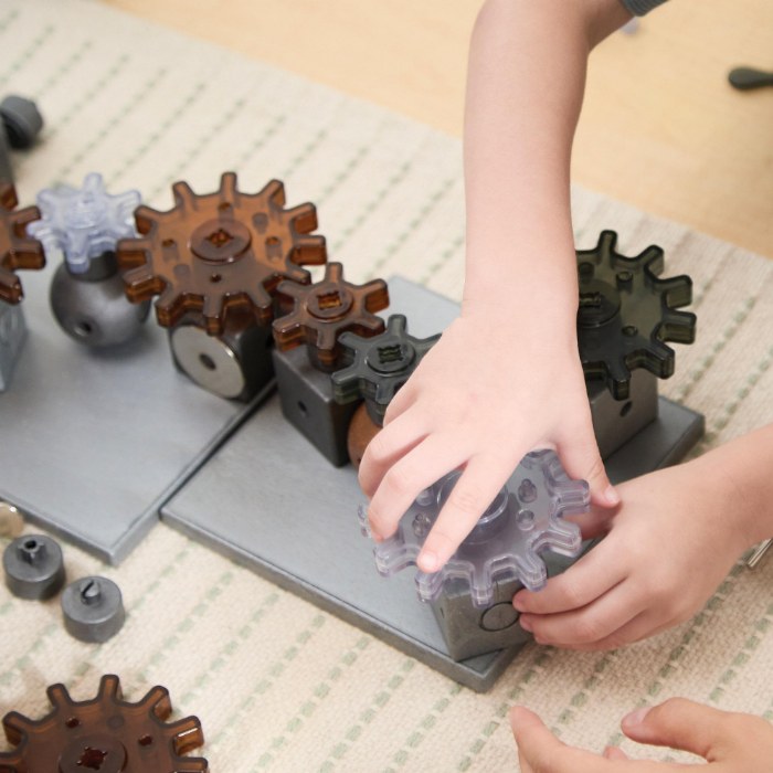 Alternate Image #1 of Motors and Magnets Loose Parts Replacement Kit