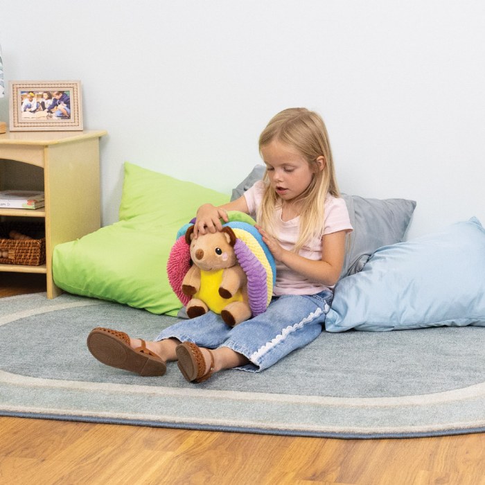 Alternate Image #1 of Hugsy the Weighted Hedgehog
