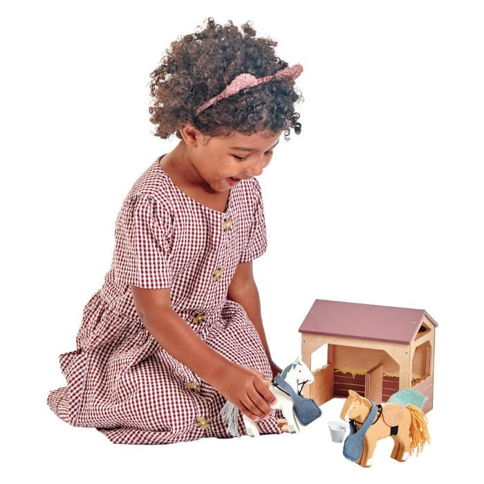 Alternate Image #1 of The Stables Horse Playset