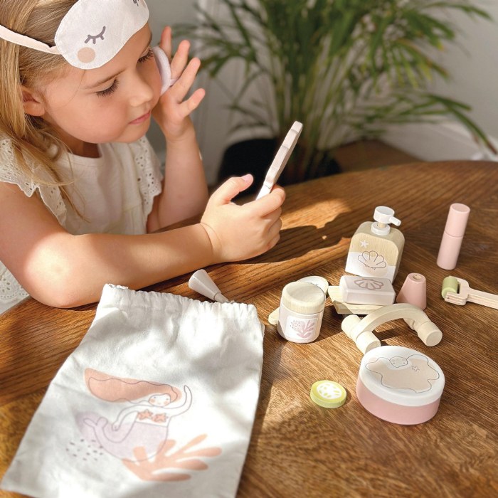 Alternate Image #1 of Spa Retreat Playset