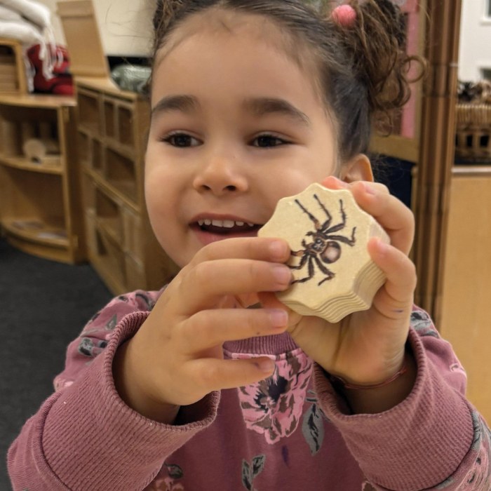 Alternate Image #1 of Who's Hiding? Garden Bug Puzzles - Set of 4