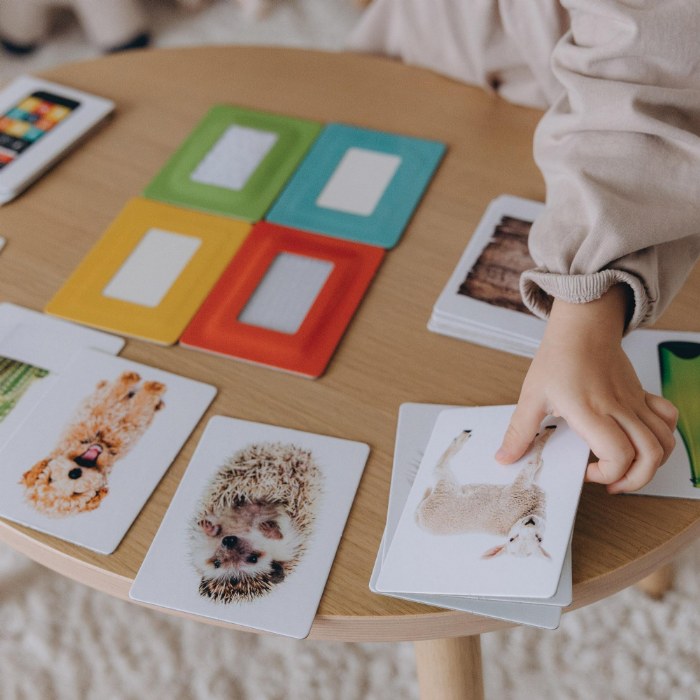Alternate Image #1 of Montessori Tactile Flash Cards - 24 Cards