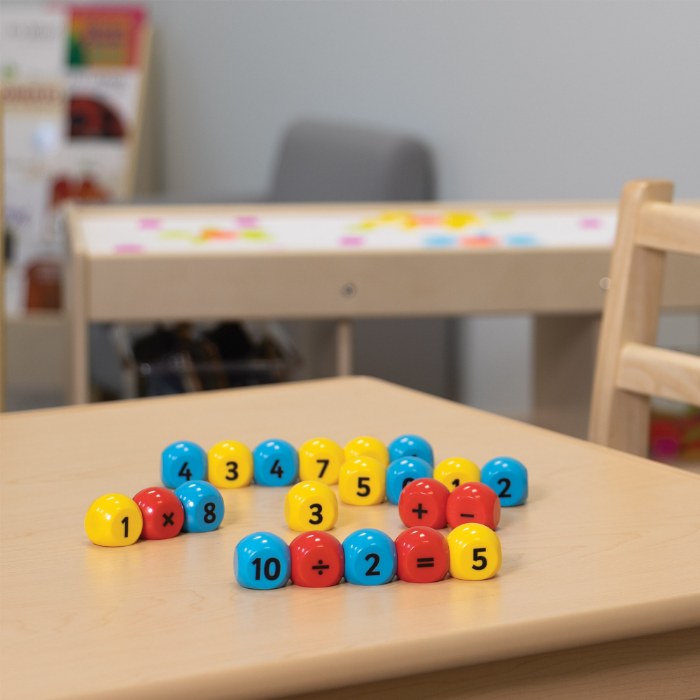 Alternate Image #1 of Magnetic Number Blocks