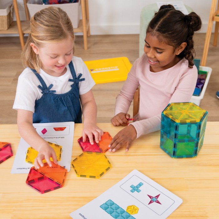 Alternate Image #1 of Magnetic Tiles Geometry Class Pack - 186 Pieces