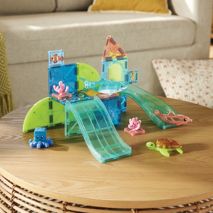 Alternate Image #1 of MAGNA-TILES&reg; Coral Reef - 25 Piece Set