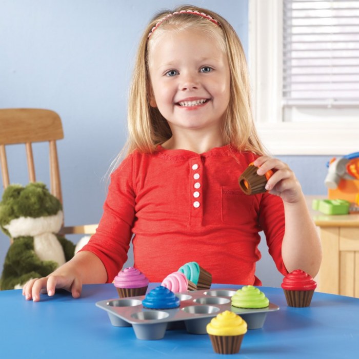 Alternate Image #1 of Sorting Shapes Cupcakes