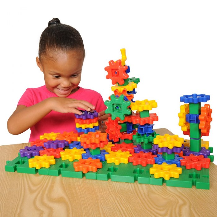 Alternate Image #1 of Gears! Gears! Gears!&reg; - 100 Pieces