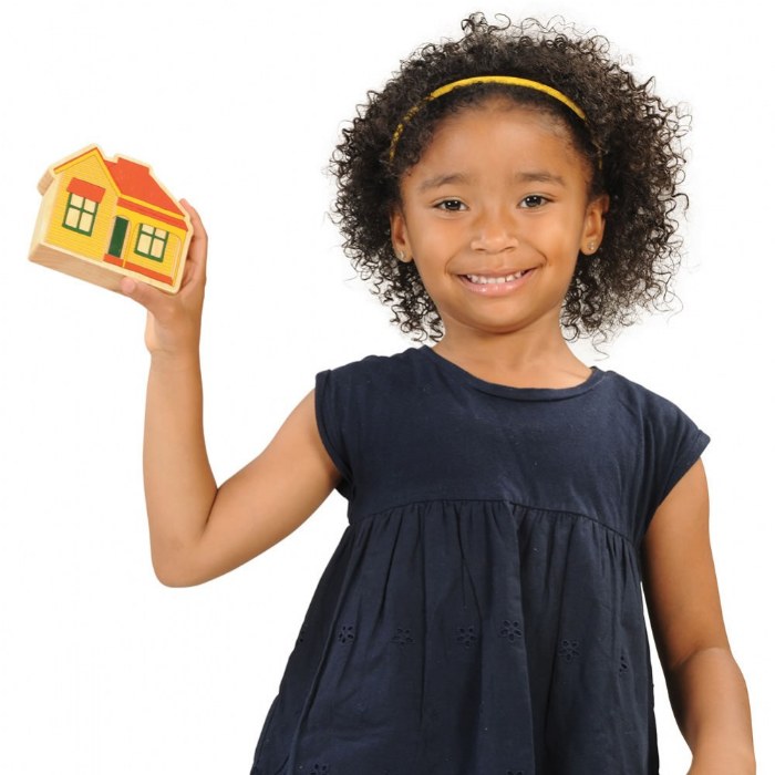 Alternate Image #1 of Homes Around the World Wooden Blocks - 15 Pieces