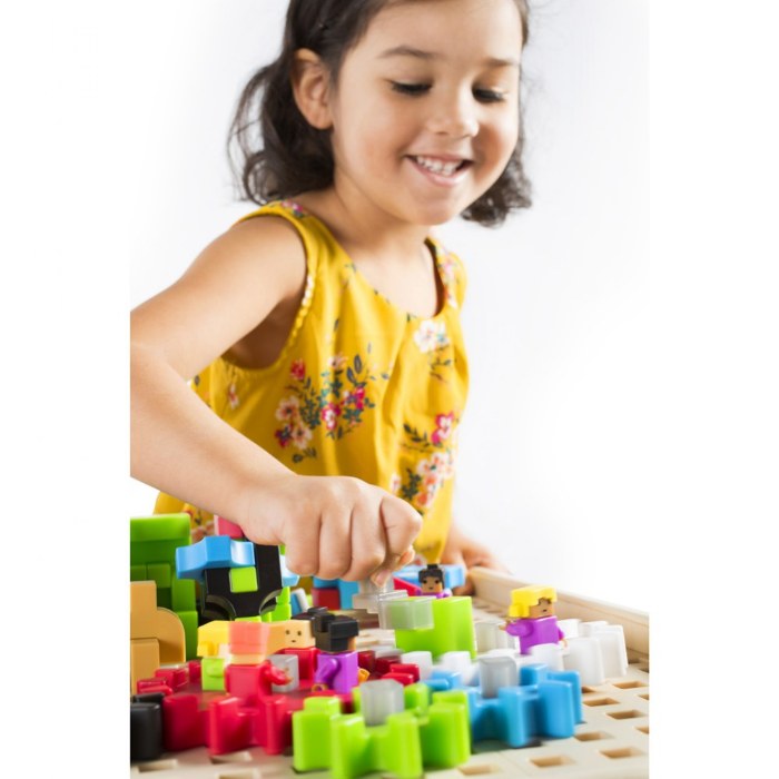 Alternate Image #1 of IO Blocks&reg; Center - 458 Building Pieces