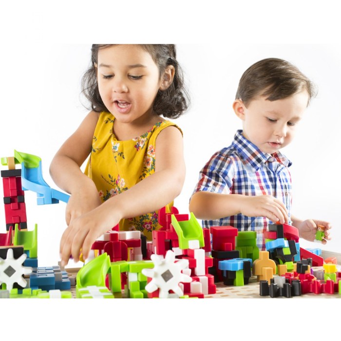 Alternate Image #1 of IO Blocks&reg; Center - 458 Building Pieces