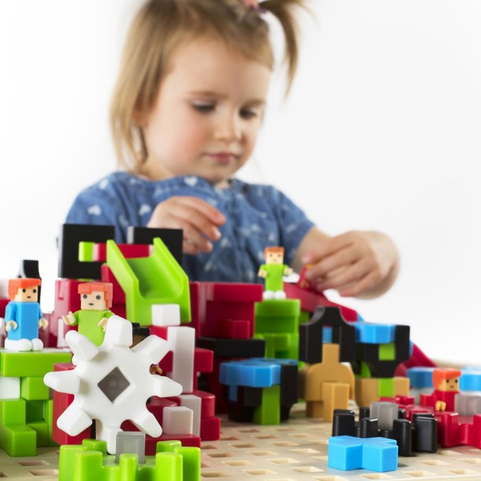 Alternate Image #1 of IO Blocks&reg; Center - 458 Building Pieces