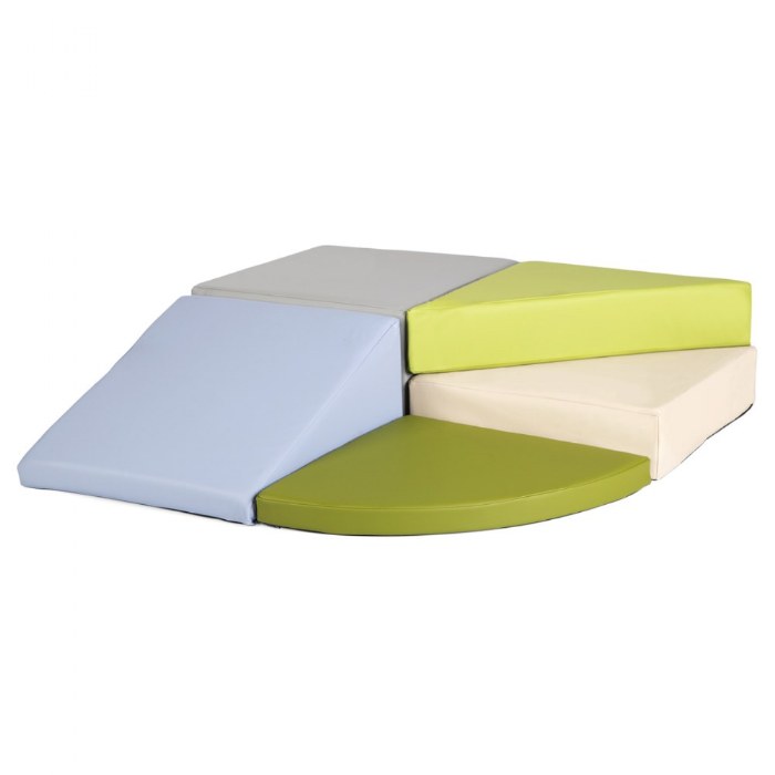 Primary Image of Soft Toddler Spiral Mountain Climber