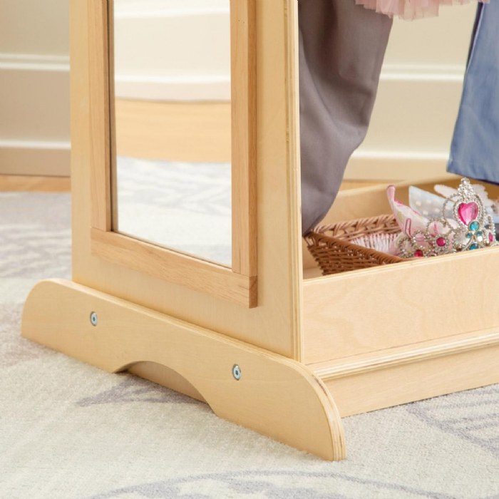 Alternate Image #1 of Carolina Dress-Up Center