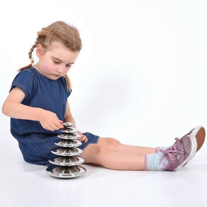 Alternate Image #1 of Silver Sensory Reflective Discs - 7 Pieces