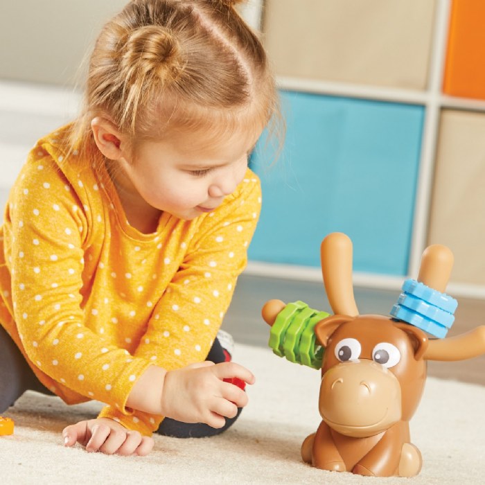 Alternate Image #1 of Max Fine Motor Moose - Color Matching Activity