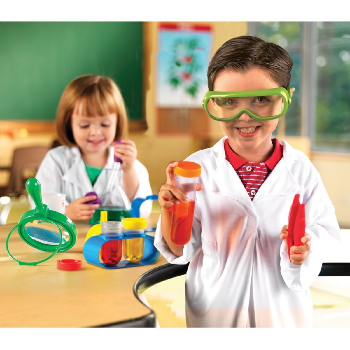 Alternate Image #1 of Play Science Starter Kit with Activity Cards