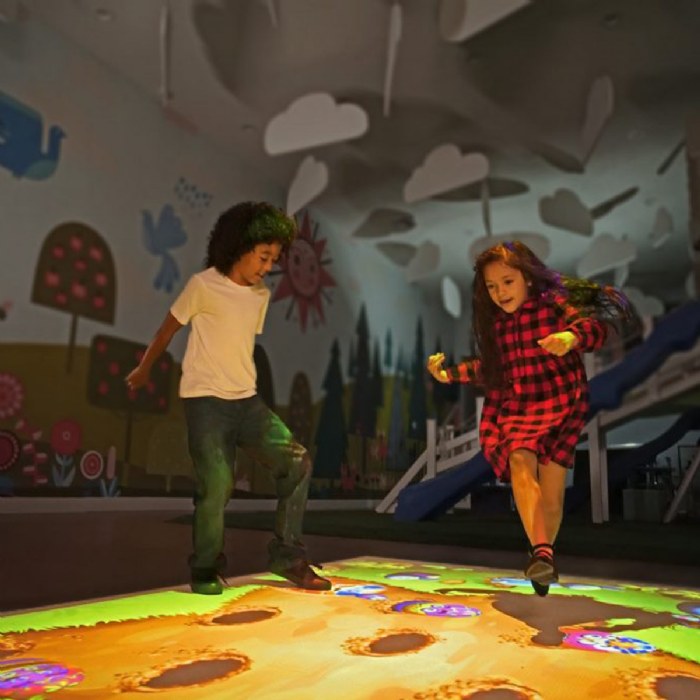 Alternate Image #1 of Obie Floor Projection