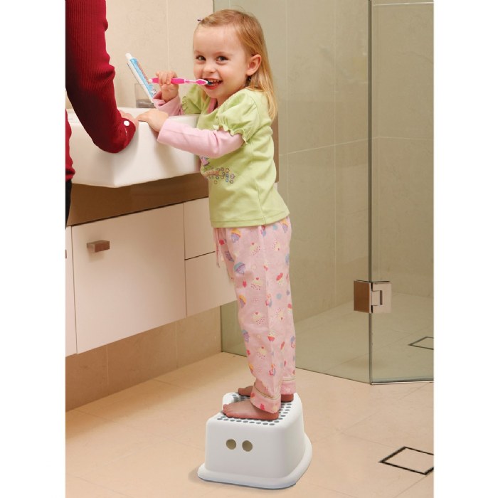 Alternate Image #1 of Step Stool - Gray Dots