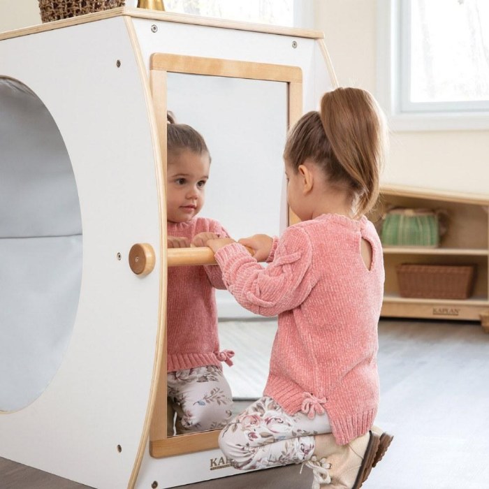 Alternate Image #1 of Sense of Place for Wee Ones - Hide-Away Cove