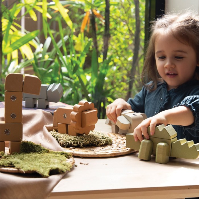 Alternate Image #1 of Snap Block Animals - 33 Pieces