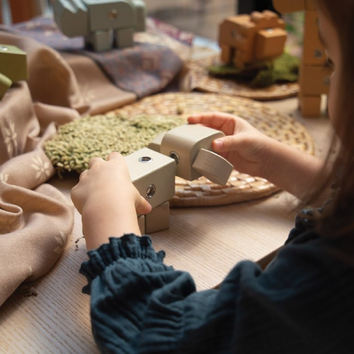 Alternate Image #1 of Snap Block Animals - 33 Pieces