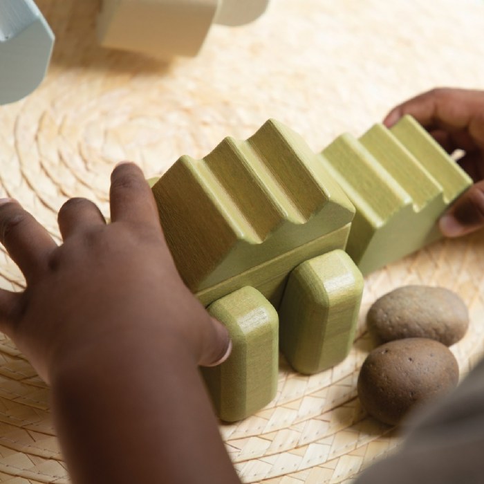 Alternate Image #1 of Snap Block Animals - 33 Pieces