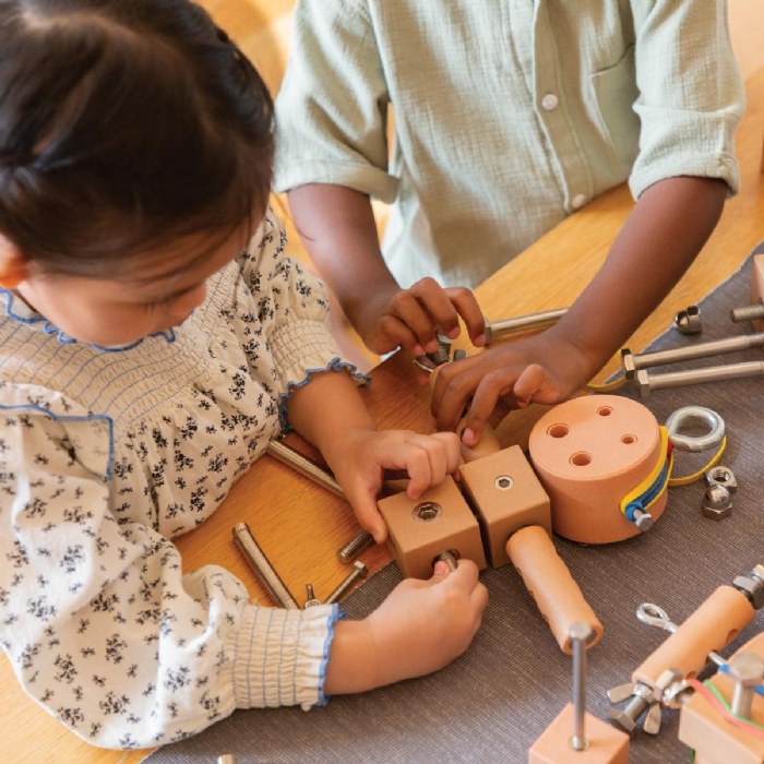 Alternate Image #1 of Random Robots: Loose Parts STEM Kit - 400 Pieces