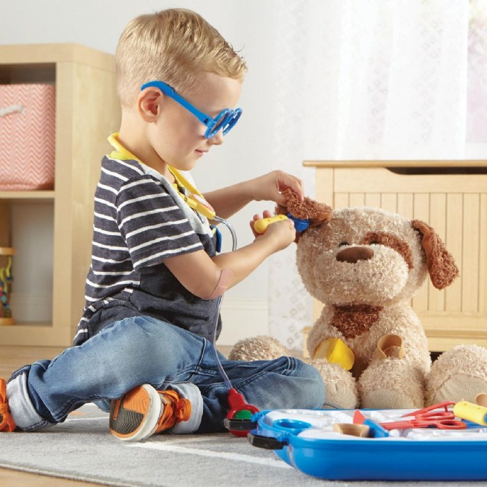 Alternate Image #1 of Doctor Kit