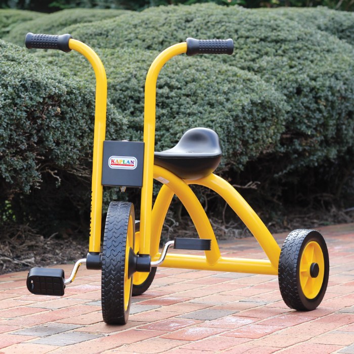 Alternate Image #1 of Kaplan 12" Get Movin' Trike
