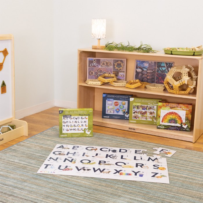 Alternate Image #1 of Alphabet - El Alfabeto - Spanish Floor Puzzle - 24 Pieces