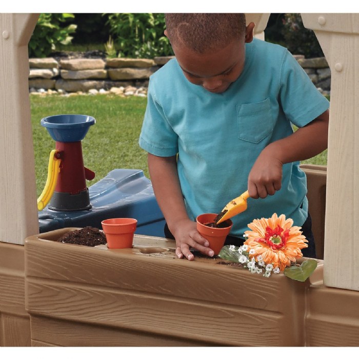 Alternate Image #1 of Great Outdoors Playhouse