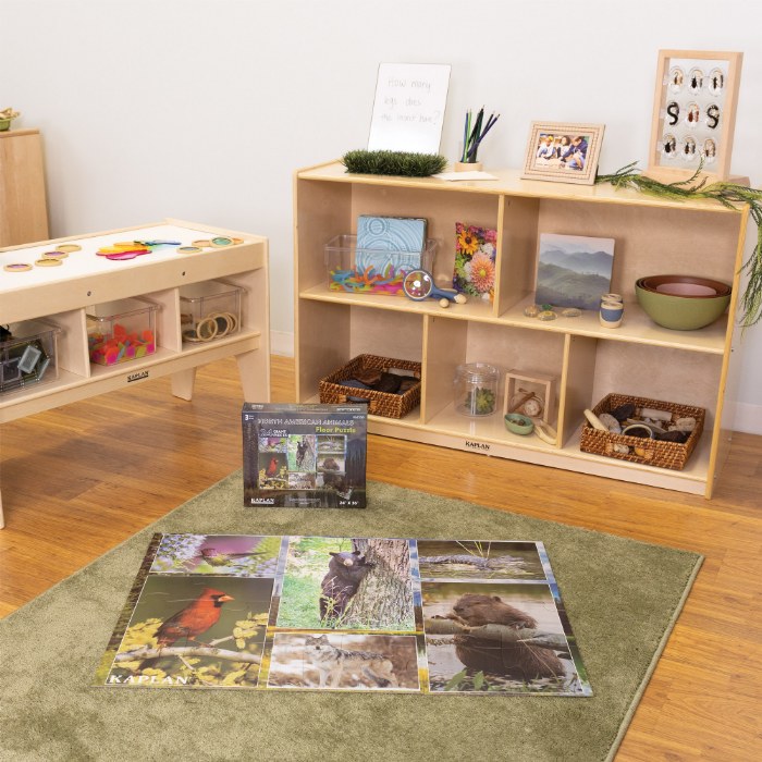 Alternate Image #1 of North American Animals Floor Puzzle - 24 Pieces