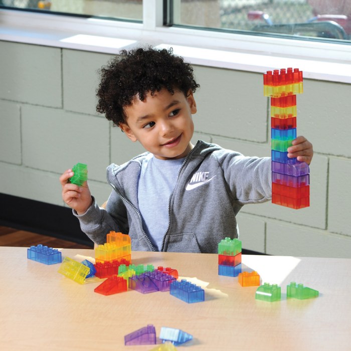Alternate Image #1 of Click Builders Prism Jr. - 72 Pieces