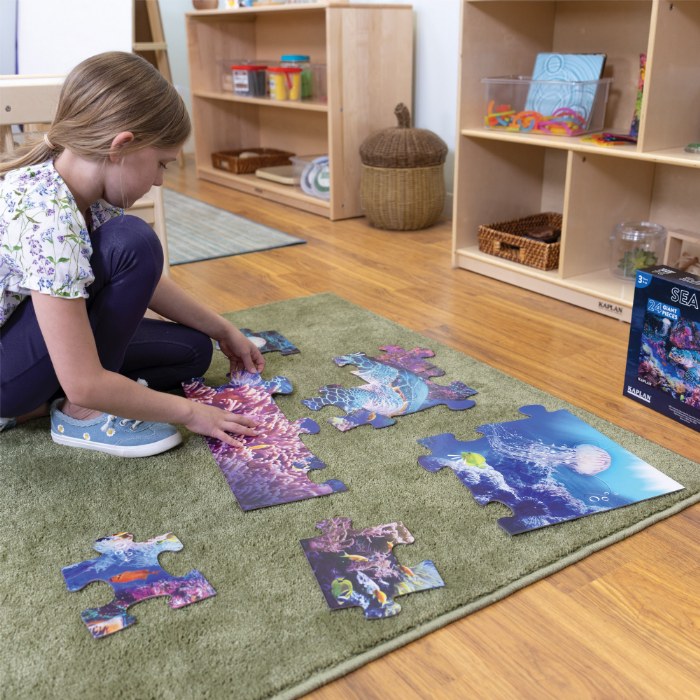 Alternate Image #1 of Sea Life Floor Puzzle - 24 Pieces