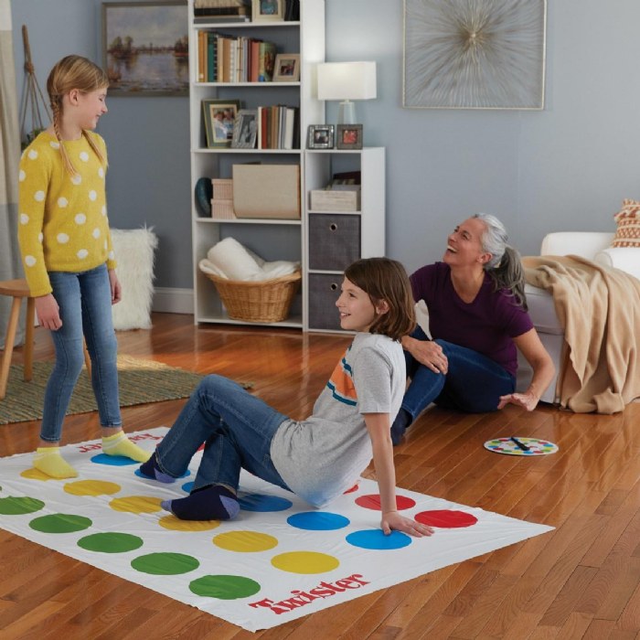 Alternate Image #1 of Twister&reg; Game