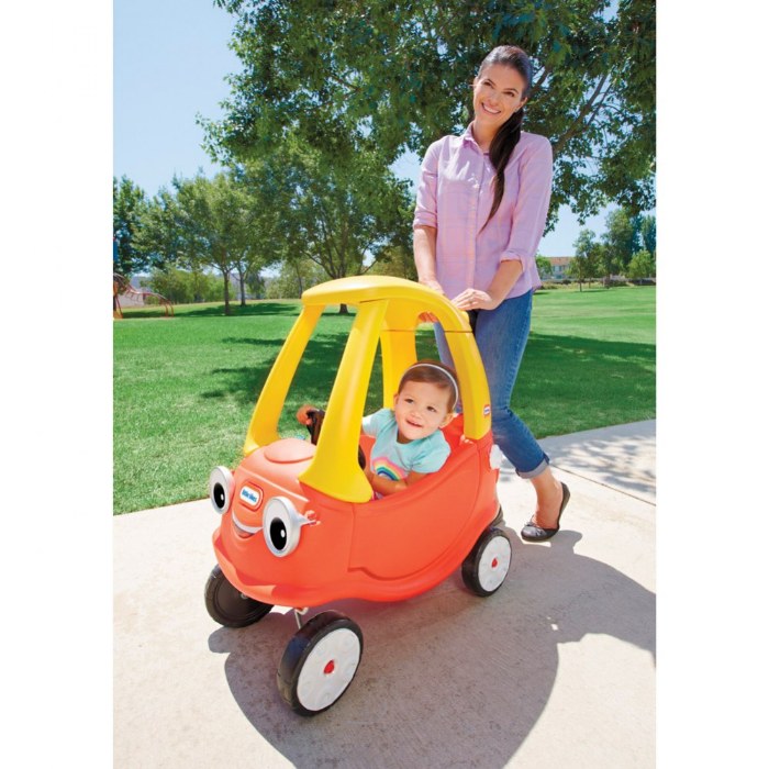 Alternate Image #1 of Cozy Coupe&reg; Car