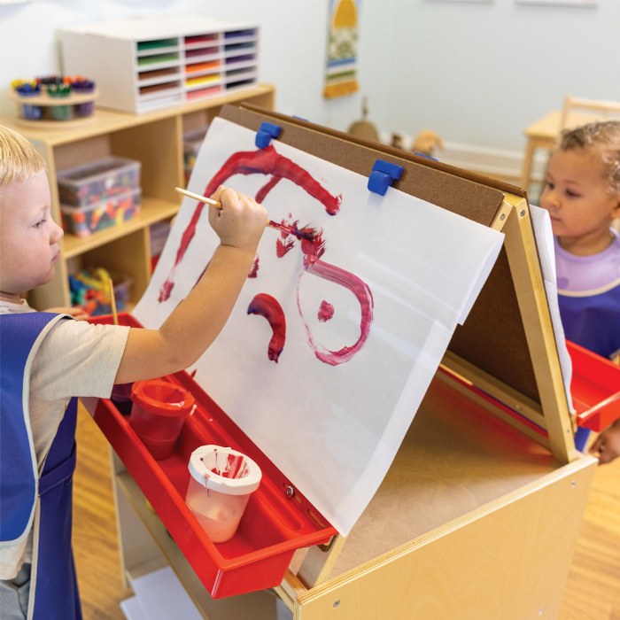 Alternate Image #1 of 2-Station Art Easel