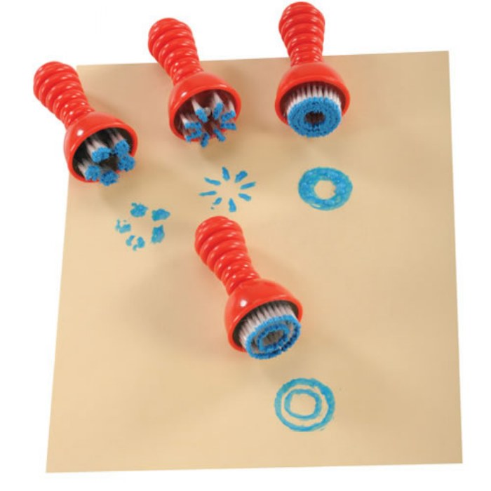 Primary Image of Chunky Easy Grip Design Brushes