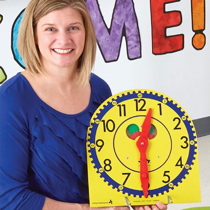 Alternate Image #1 of Original Judy Clock