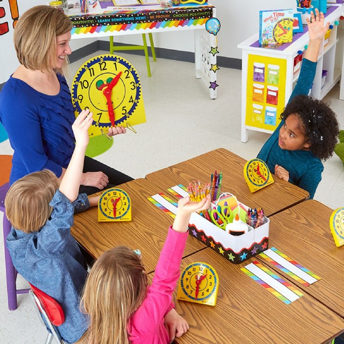 Alternate Image #1 of Original Judy Clock