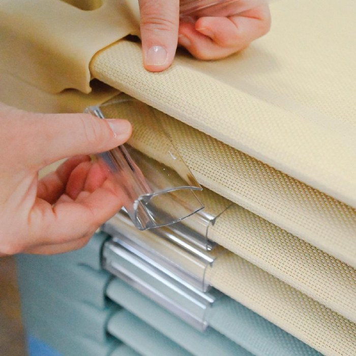 Alternate Image #1 of SpaceLine&reg; Cot Name Clips - Set of 5