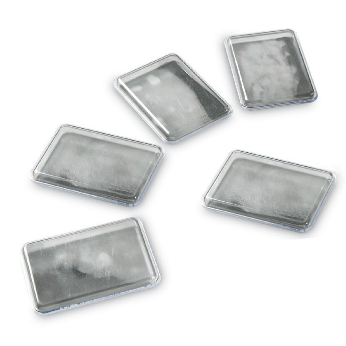 Primary Image of Magnetic Iron Filings in Plastic