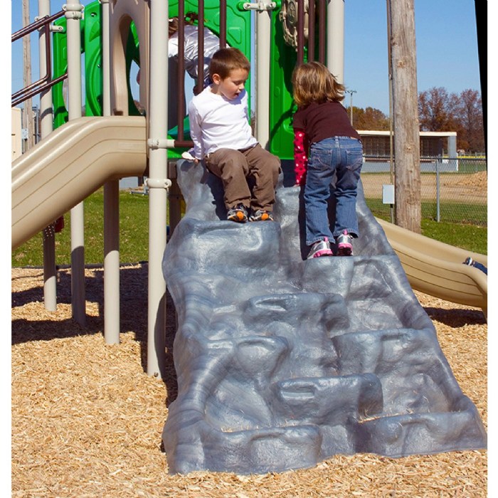 Alternate Image #1 of Falcon's Roost - Natural Colors