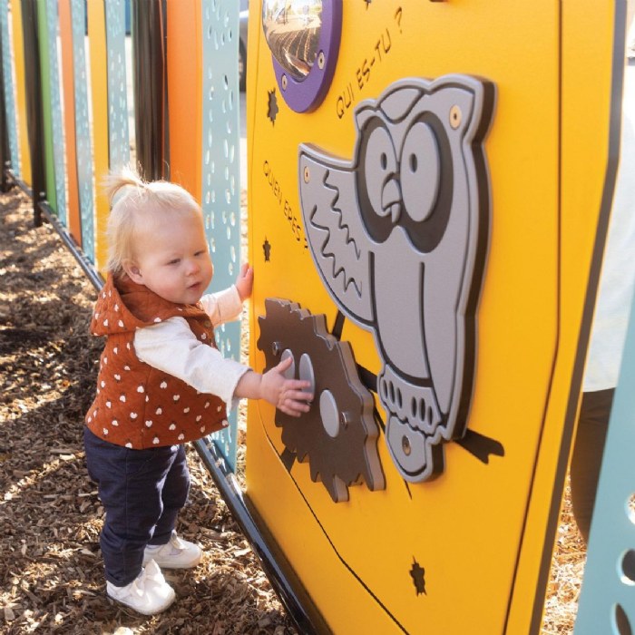 Primary Image of Owl Activity Fence Mount