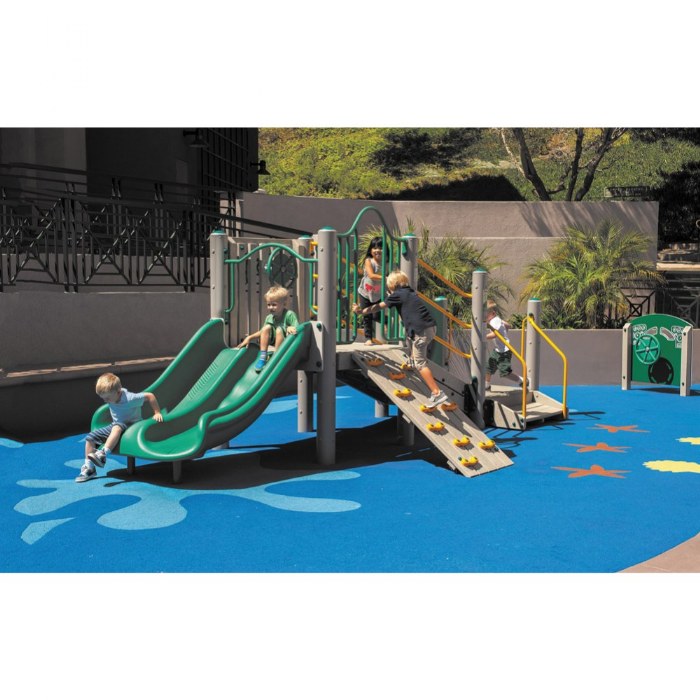 Primary Image of Chalet