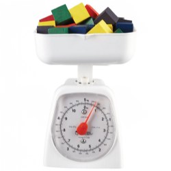 Grades 2 - 8. The Platform Scale is the perfect tool for students to learn how to read a scale. It has an easy-to-read display which shows results in both customary and metric systems with a 5 kg/11 lb. capacity. Students can estimate, measure and calculate weights of liquids and solids, as well as, weigh and compare more than and less than concepts. Scale includes removable pan. Cubes shown are not included.